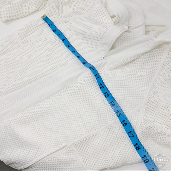 SOLD Lululemon Mesh In Mesh Jacket In White - Picture 7 of 8
